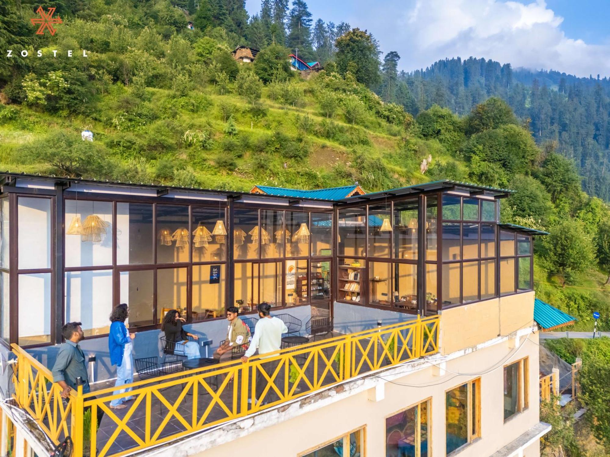 Hostel Zostel Shoja, Jibhi Exterior foto
